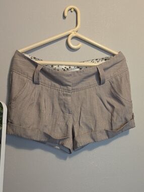 Charlotte Russe Light Gray Roll-Hem Dress Shorts
